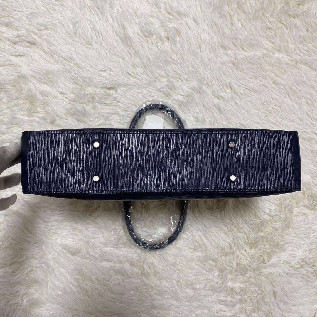 新品タグ付✨アニアリ　トートバッグブリーフケース紺レザー自立式ドーム型A4収納⭕️