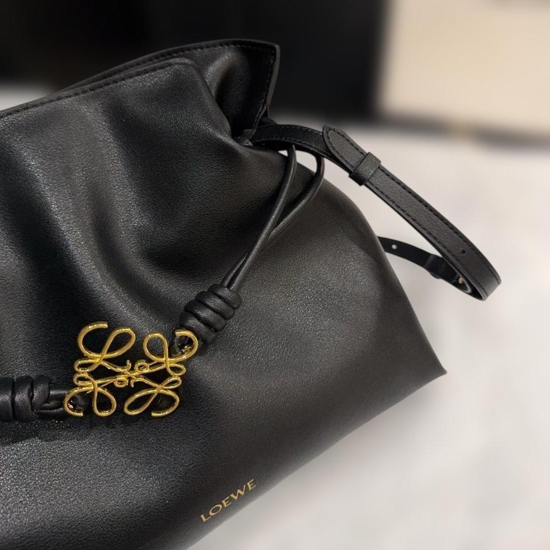 Flamenco Bag 30 ブラックレザー ショルダーバッグ