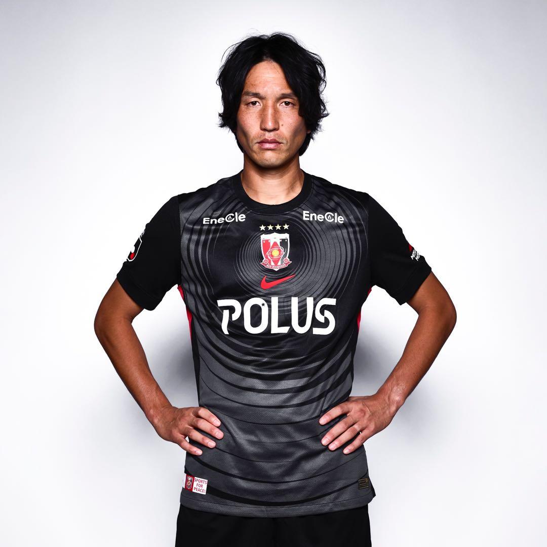 浦和レッズ 3rdユニフォーム　XLサイズ