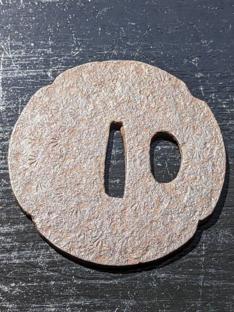 鍔４鉄製　二天 刀装具　時代　古玩　当時物