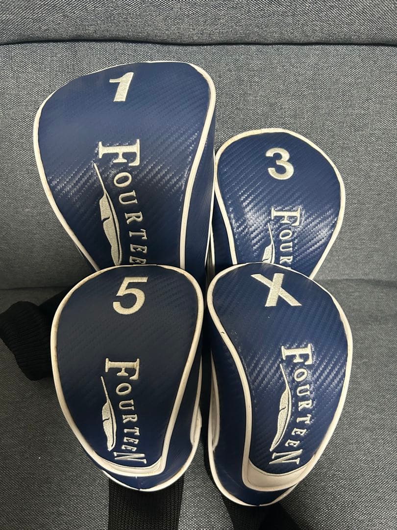 FOURTEEN ヘッドカバー4点セット（1・3・5・X）紺/白 レア 廃盤