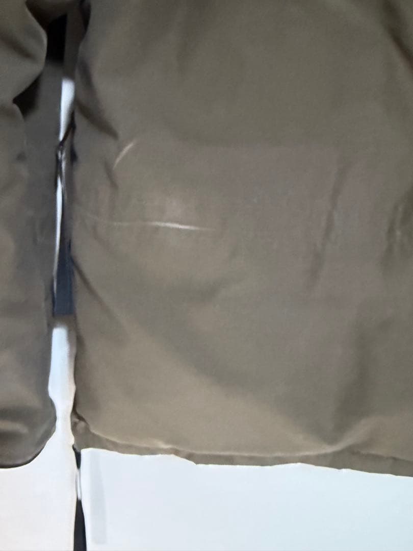   ダウンジャケット KAMLOOPSカムループス　カーキ