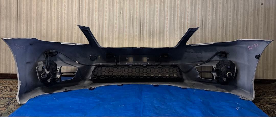 クラウン GRS204 バンパー 070 フォググリル ソナー 完成品