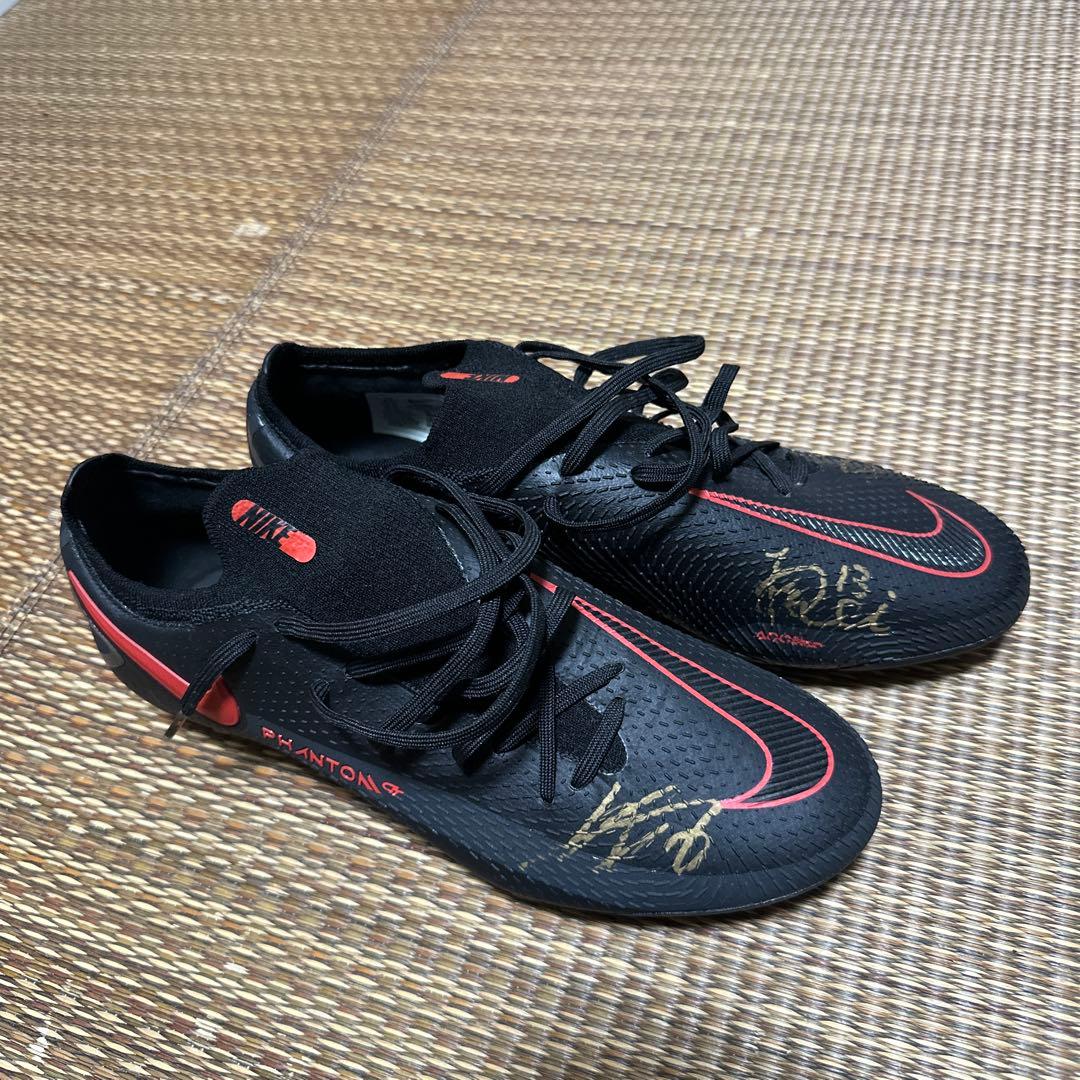 Nike Phantom サッカーシューズ サイン入り