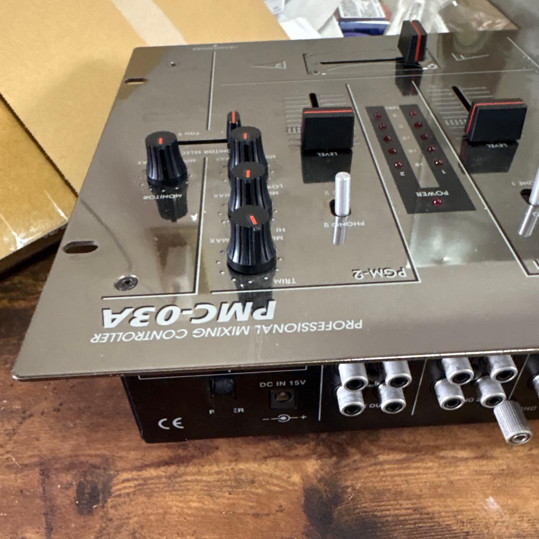 DJミキサー\"VESTAX\"PMC-03A純正アダプターつき！通電確認済み！