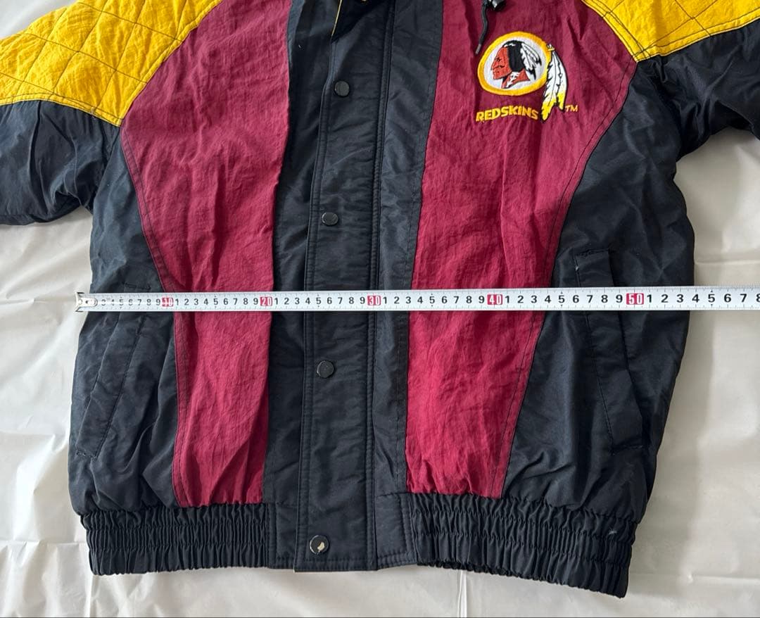 値下げ　NFL レッドスキンズ ナイロン　ジャンパー　ジャケット used