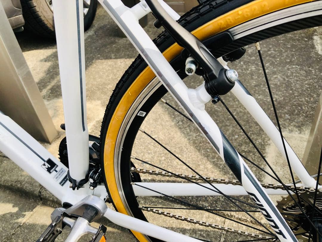 ☆GIANT ESCAPE RX ジャイアント エスケープ Mサイズ 人気の白