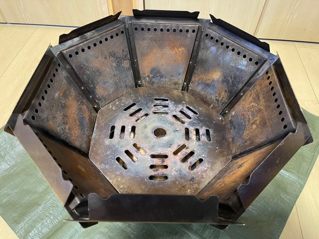 マウントスミ　BUD BONFIRE　二次燃焼焚火台