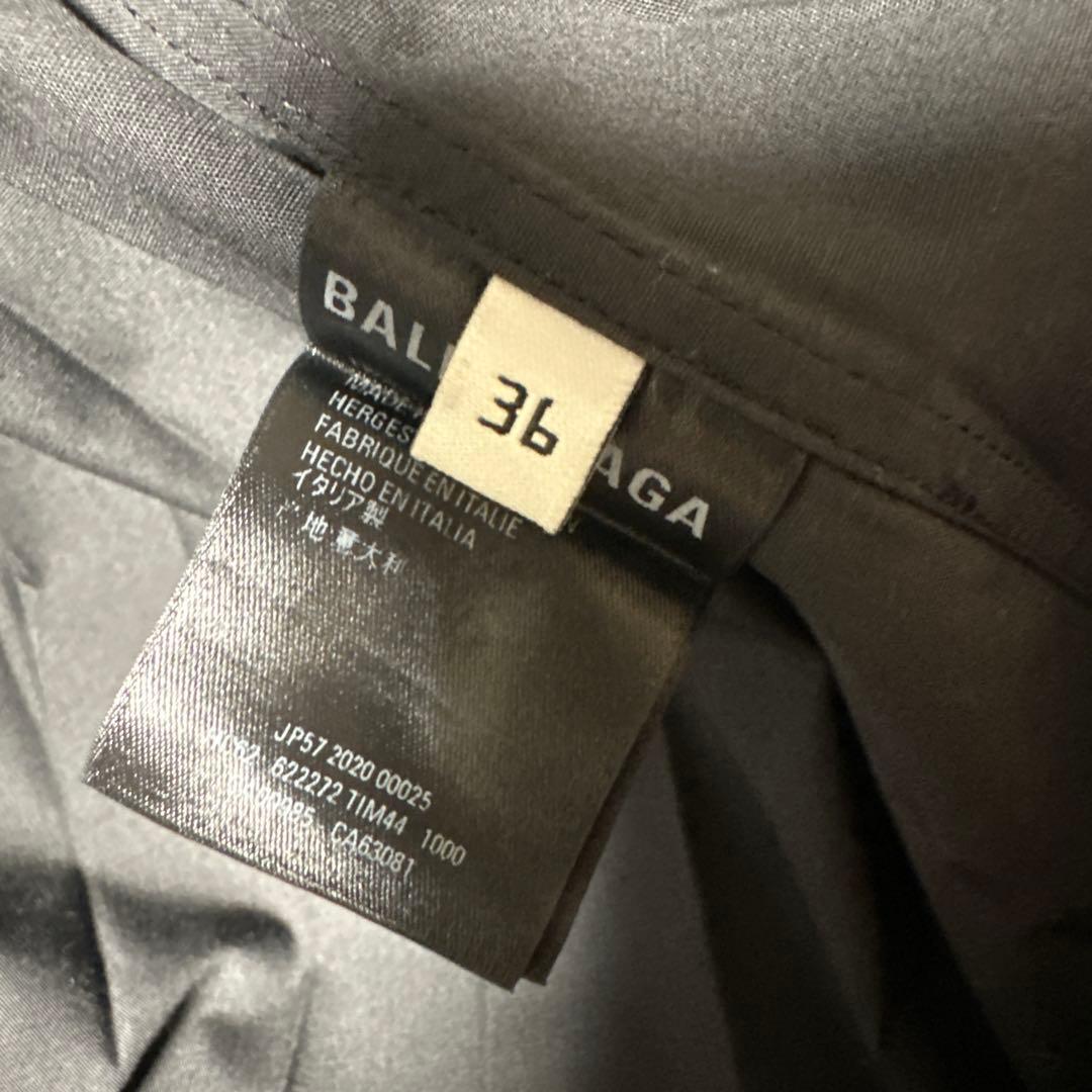 本日限定価格　美品　バレンシアガ　プリーツシャツ