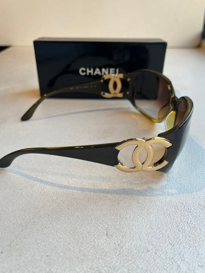 【極美品】CHANEL ココマーク　サングラス ブラウングラデーション