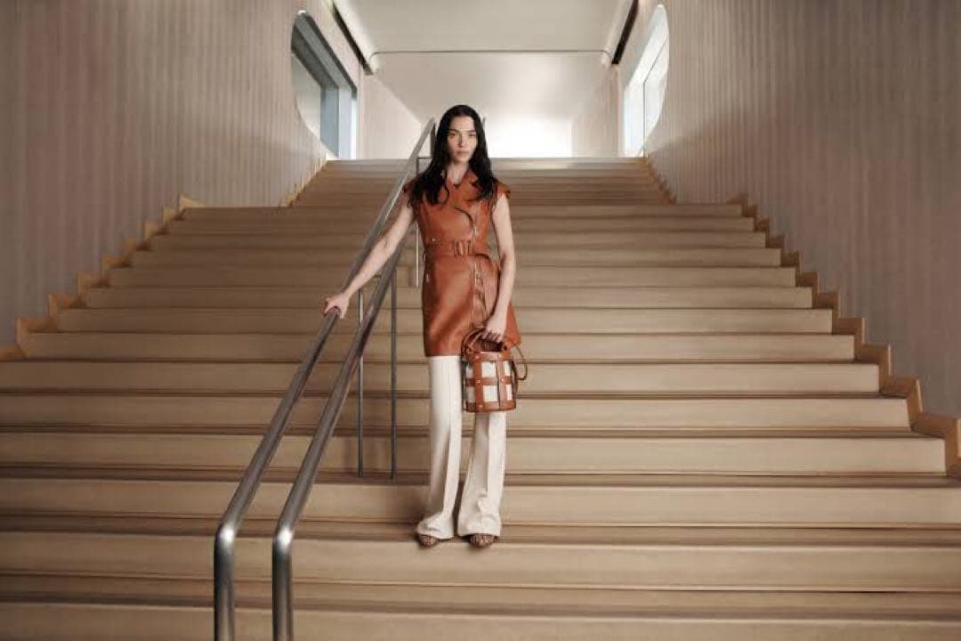 新品未使用 【Salvatore Ferragamo 】Cage Bag