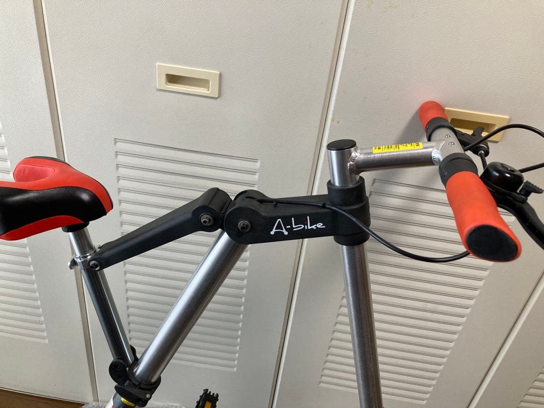 A-bike 超軽量コンパクト折りたたみ自転車 model DZB01 中古