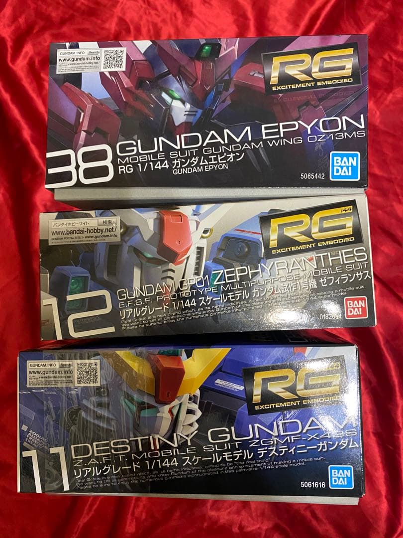 RG 3個　エピオン　デスティニー　gp01 黒底　新品　未開封　ガンプラまとめ