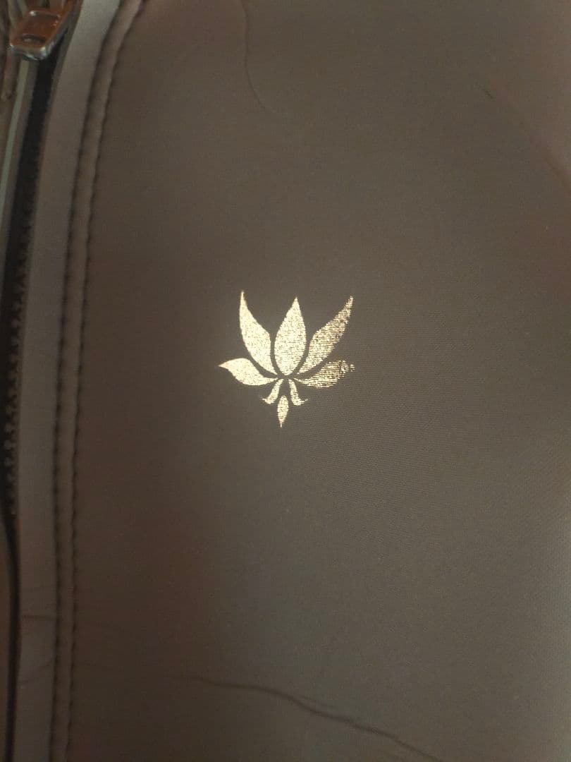 アックスクラシック　フロントジッパータッパー　MLB