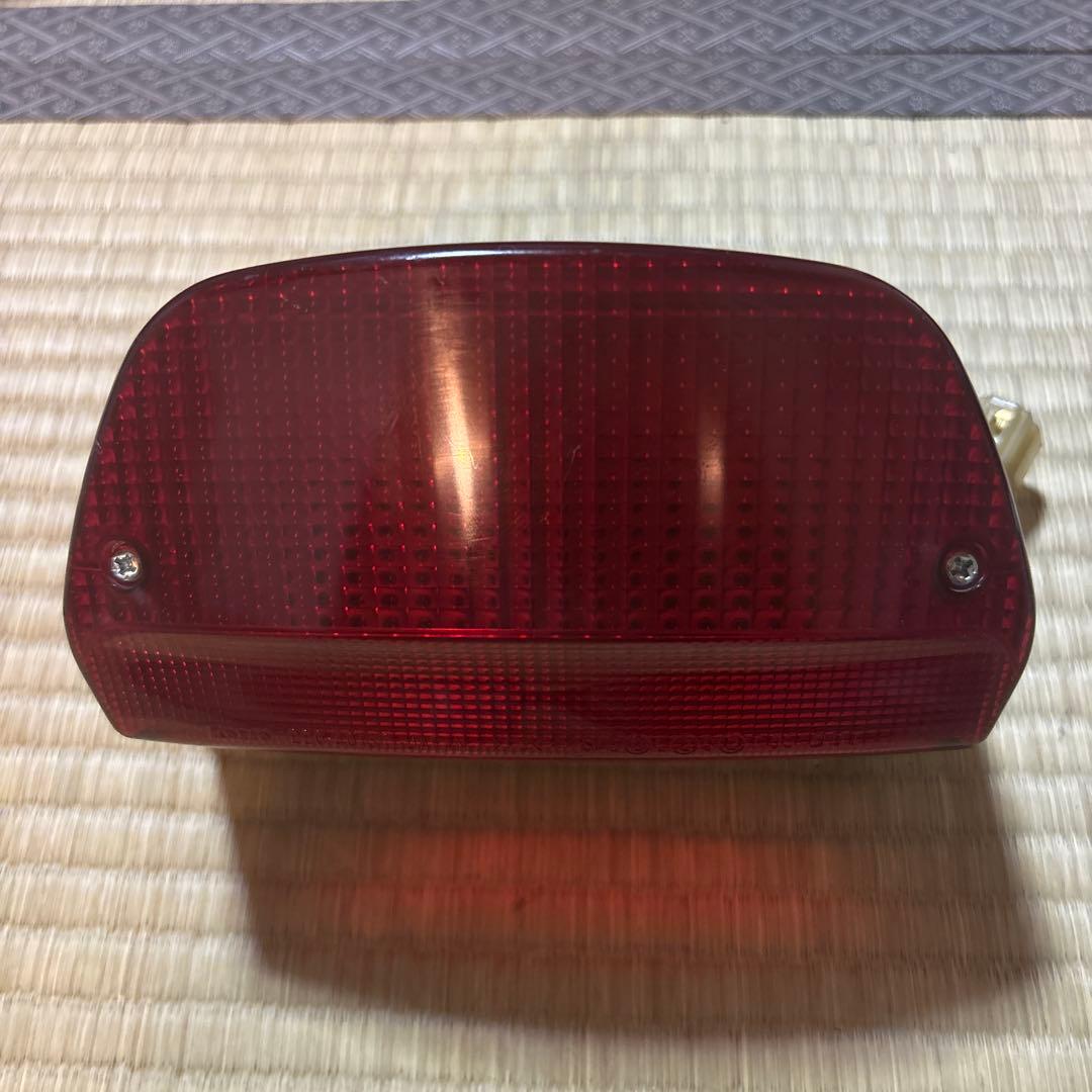 ゼファーχ テールランプ　送料込み