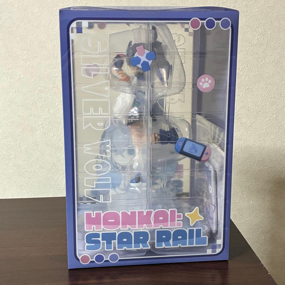 崩壊スターレイル　銀狼　フィギュア　ちびねこ　特典缶バッジ付き