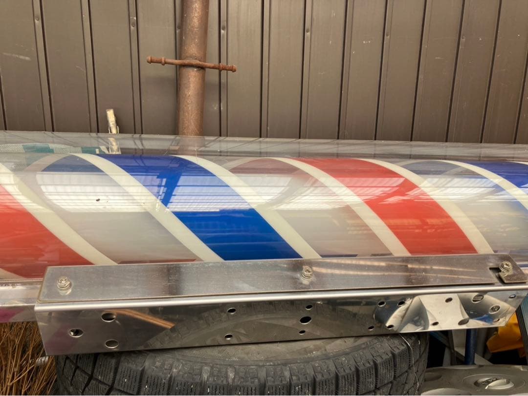 喜田アイデア　ブラケット　サインポール 理容 理髪店 バーバー 看板