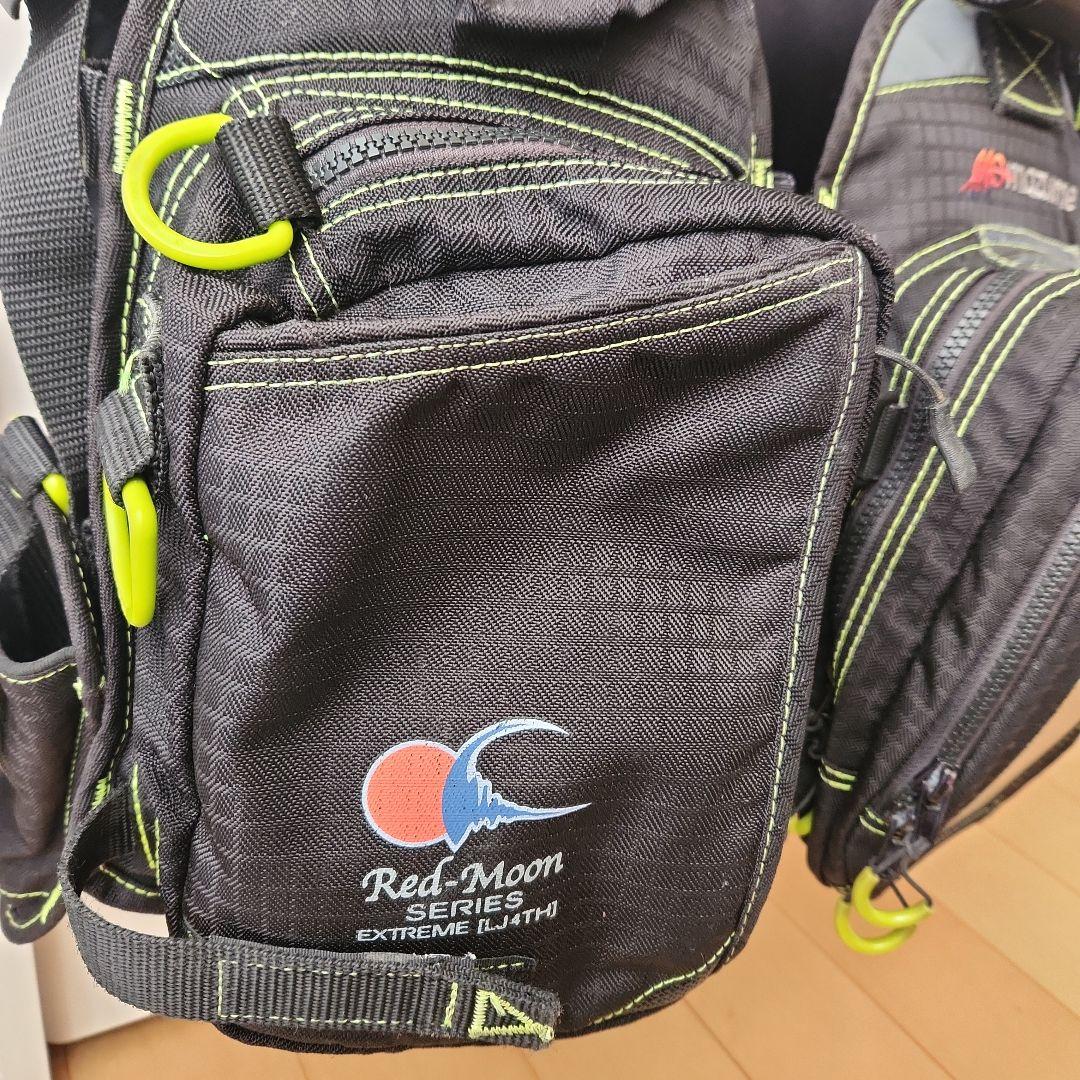 マズメ レッドムーン ライフジャケット エクストリーム LJ4TH