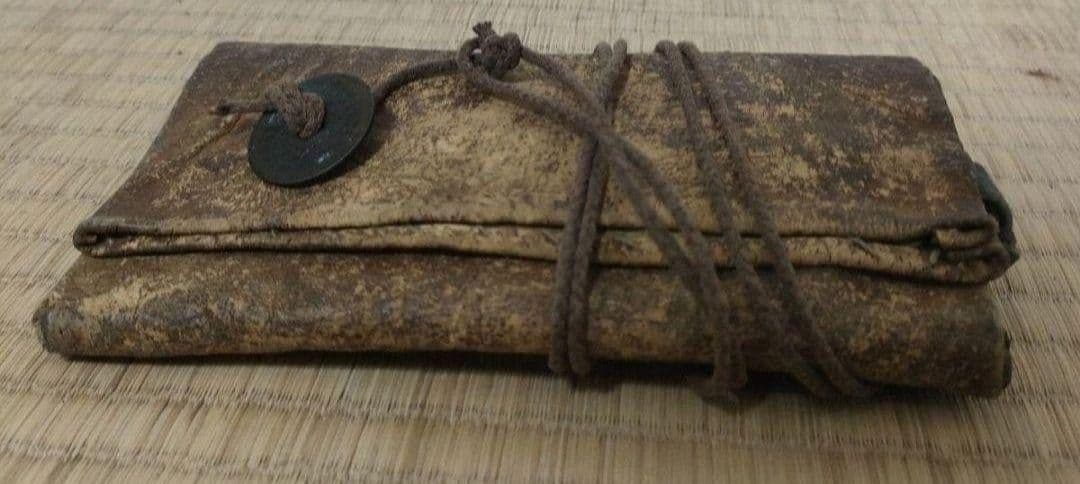 東海道五十三次で当時使用されていた財布（実物）