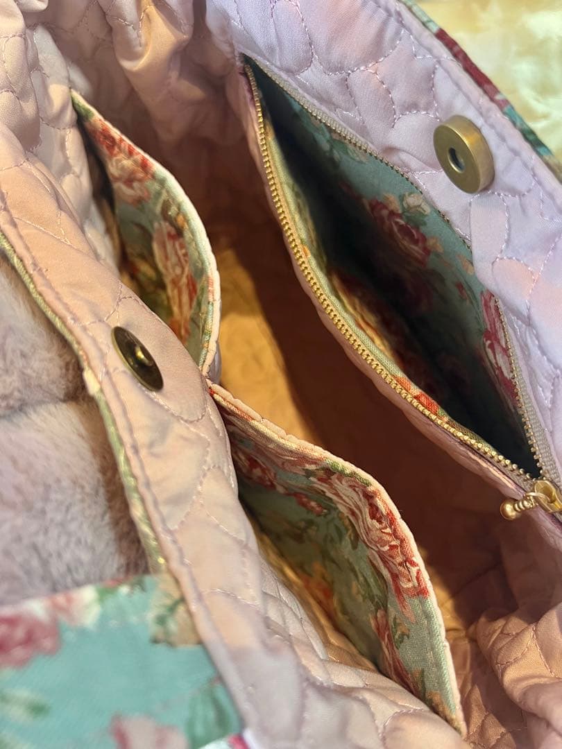 コヤンイサムチョン　アンティックローズ/ラメレース　ふんわりフリルバッグ