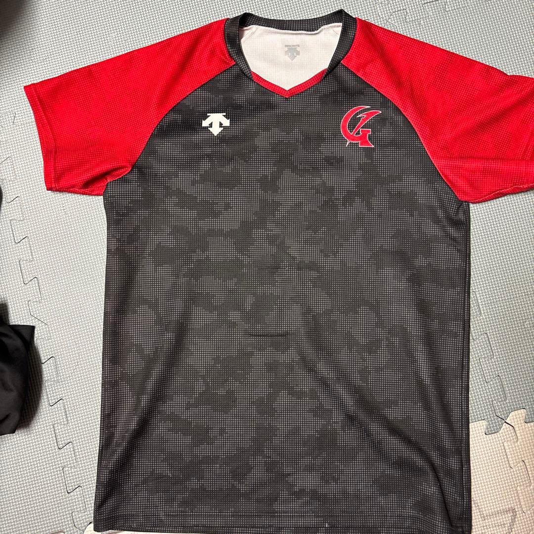バレーボールシャツ V