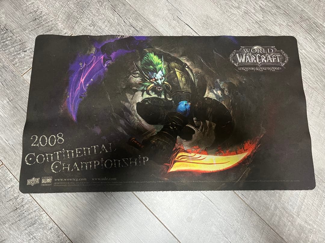 ハースストーン　プレイマット　千刃乱舞