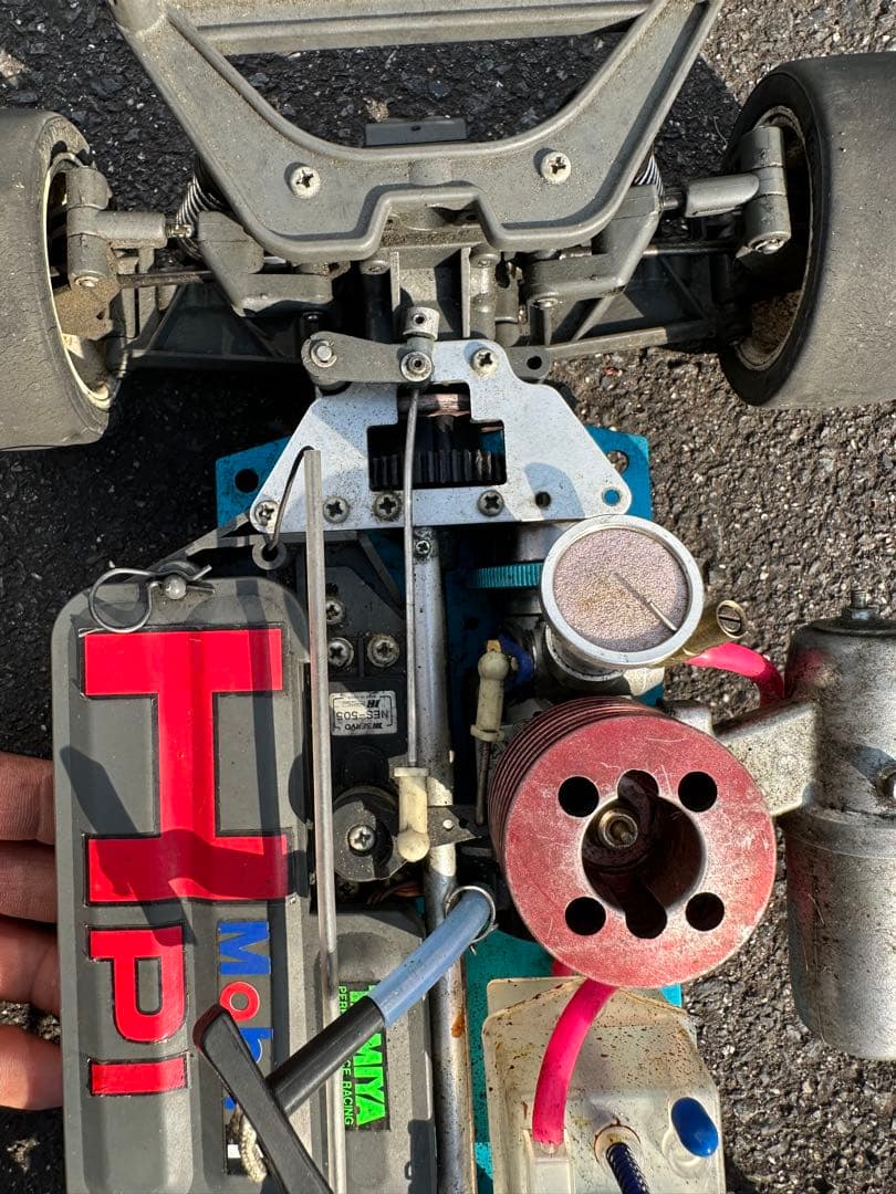 ガソリンエンジン RCカー　当時物　　写真の物全て