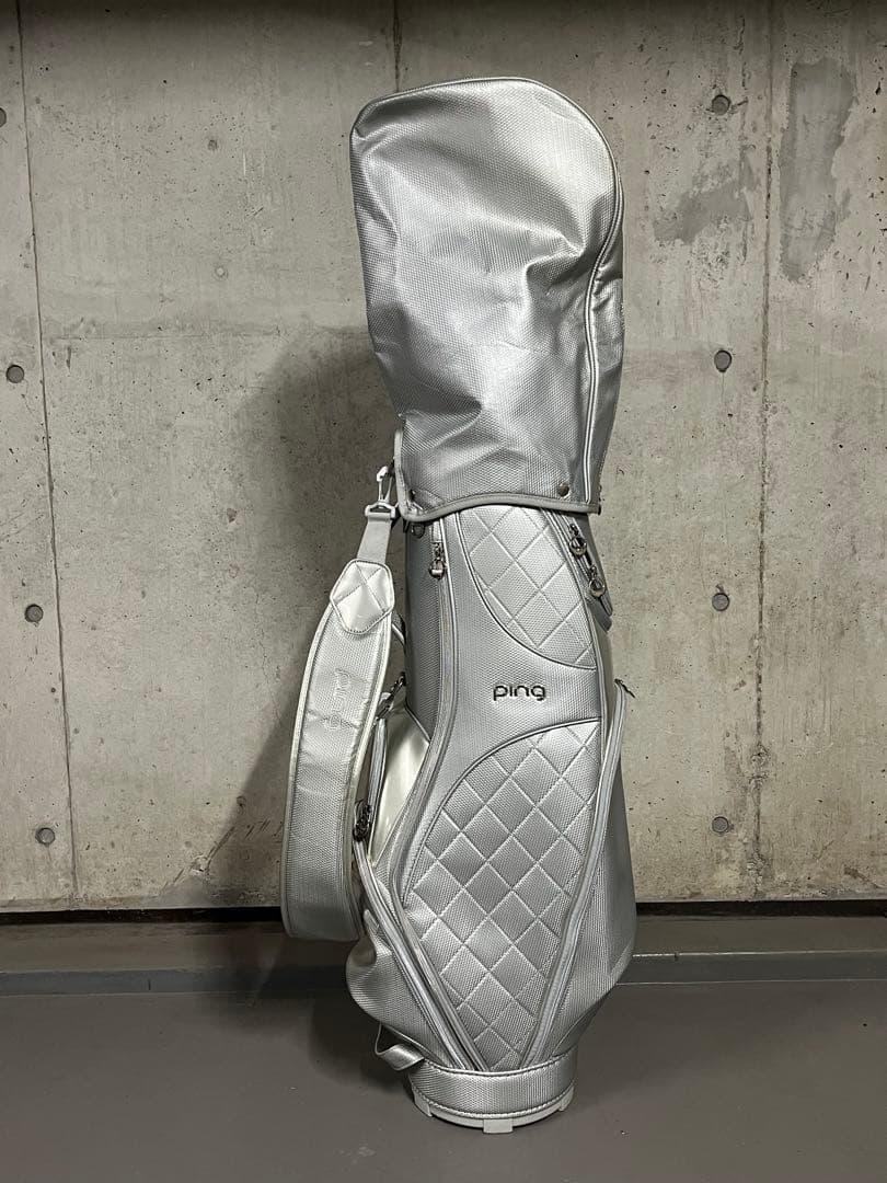 PING（ピン）レディース　キャディバッグ　シルバー　8.5型　47インチ対応
