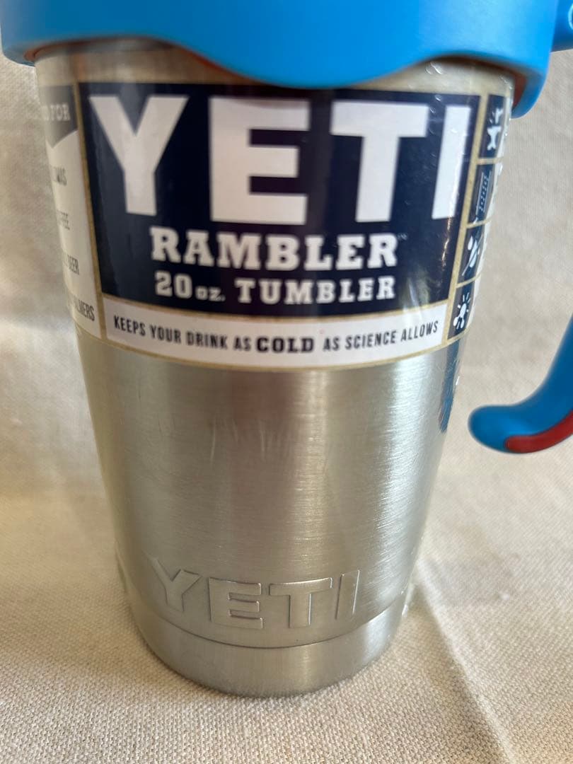 【新品】YETI ランブラー　タンブラー　20oz シルバー【ハンドル付き】