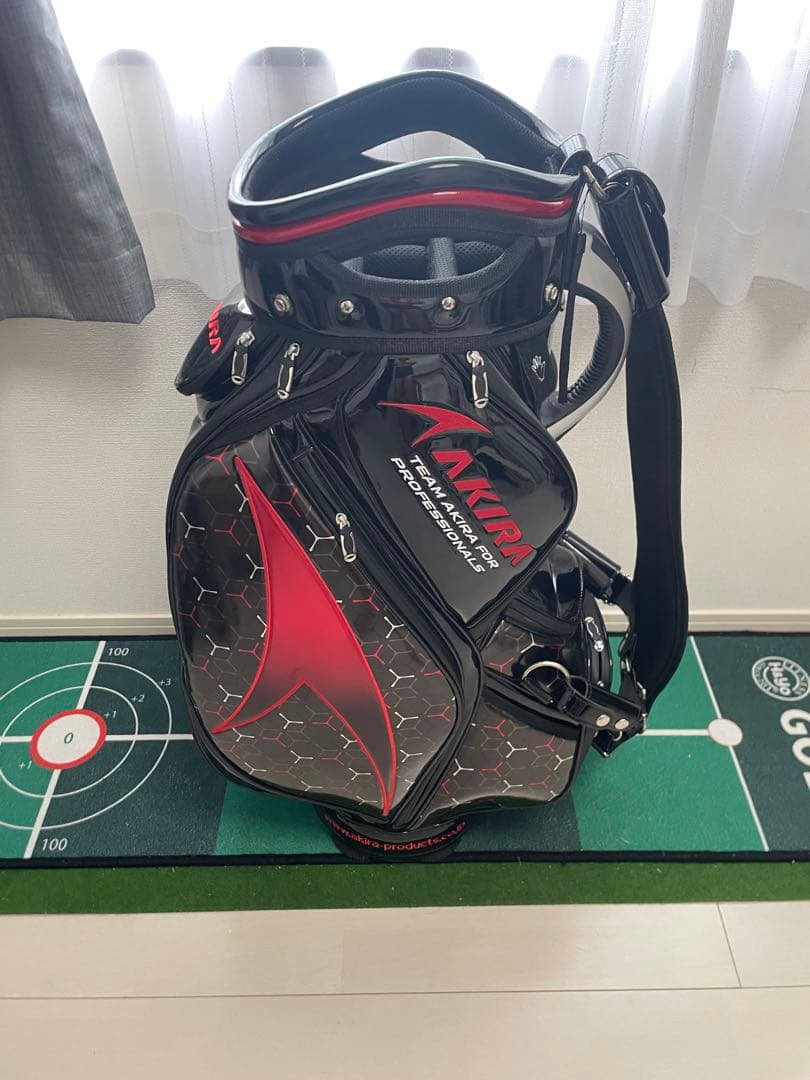 AKIRA ゴルフバッグ ブラック/レッド