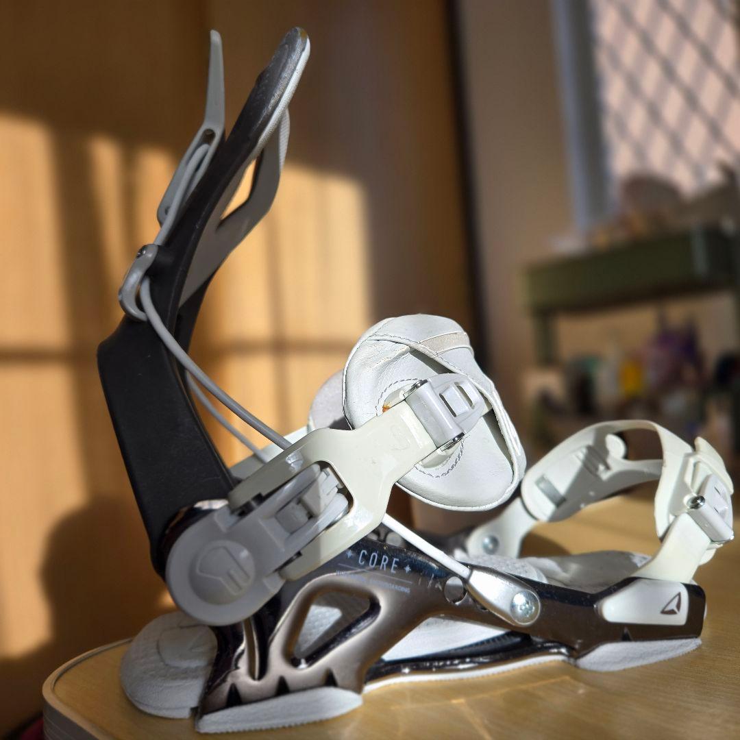 SP　Binding　CORE スノーボードビンディング ホワイト/グレー