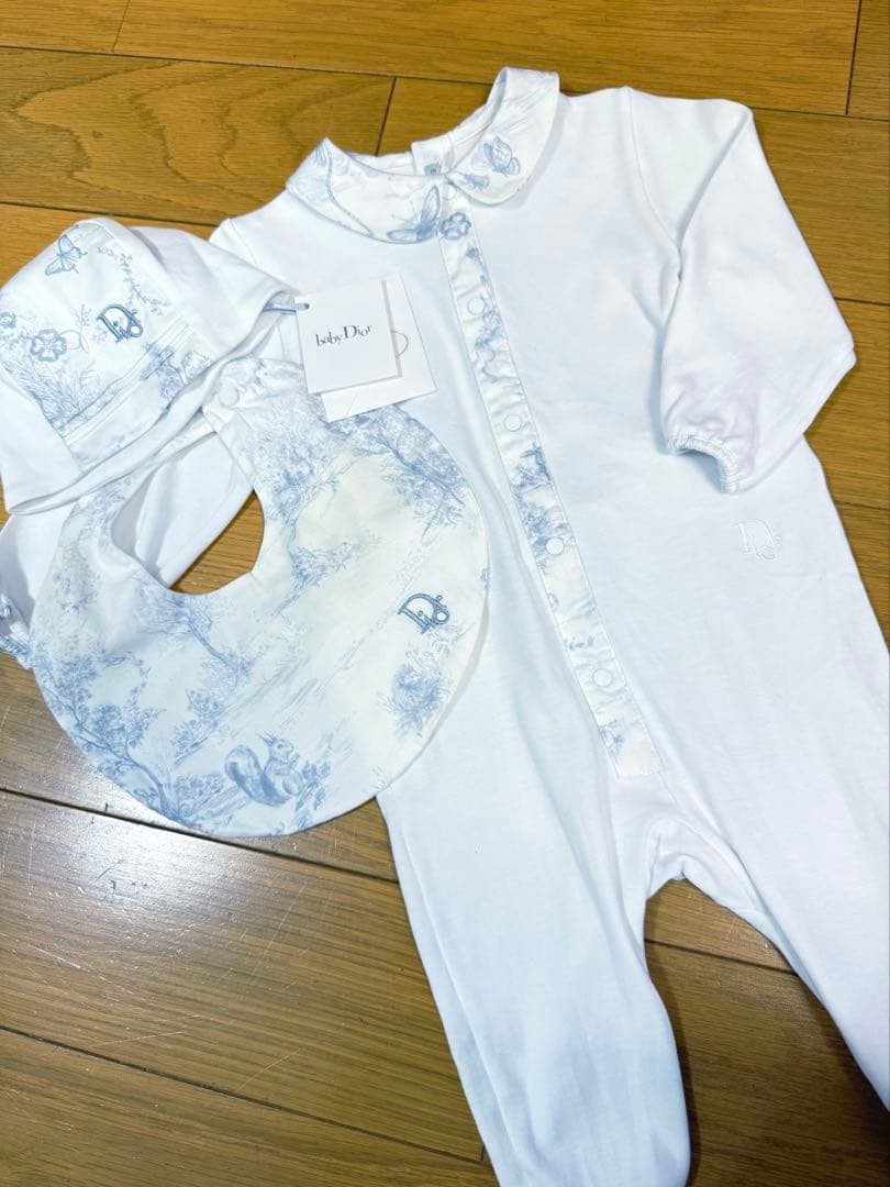箱無し　ディオール　ベビー服　美品　一度のみ着用　グレー