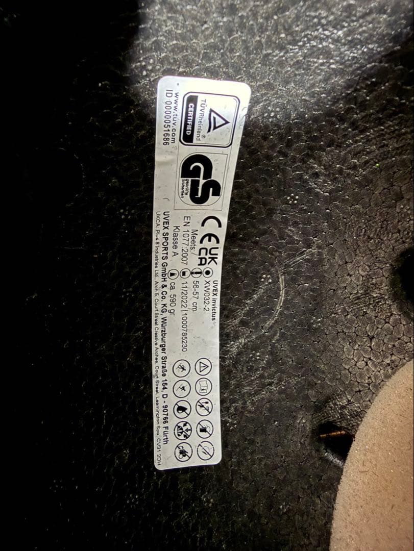 UVEX FIS認証　56~57㎝ 情熱のオレンジ色