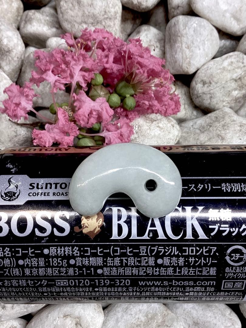 ✳本物翡翠を守護石に　糸魚川翡翠勾玉　吉祥開運の守護石に　鑑別書取得の本物です‼️