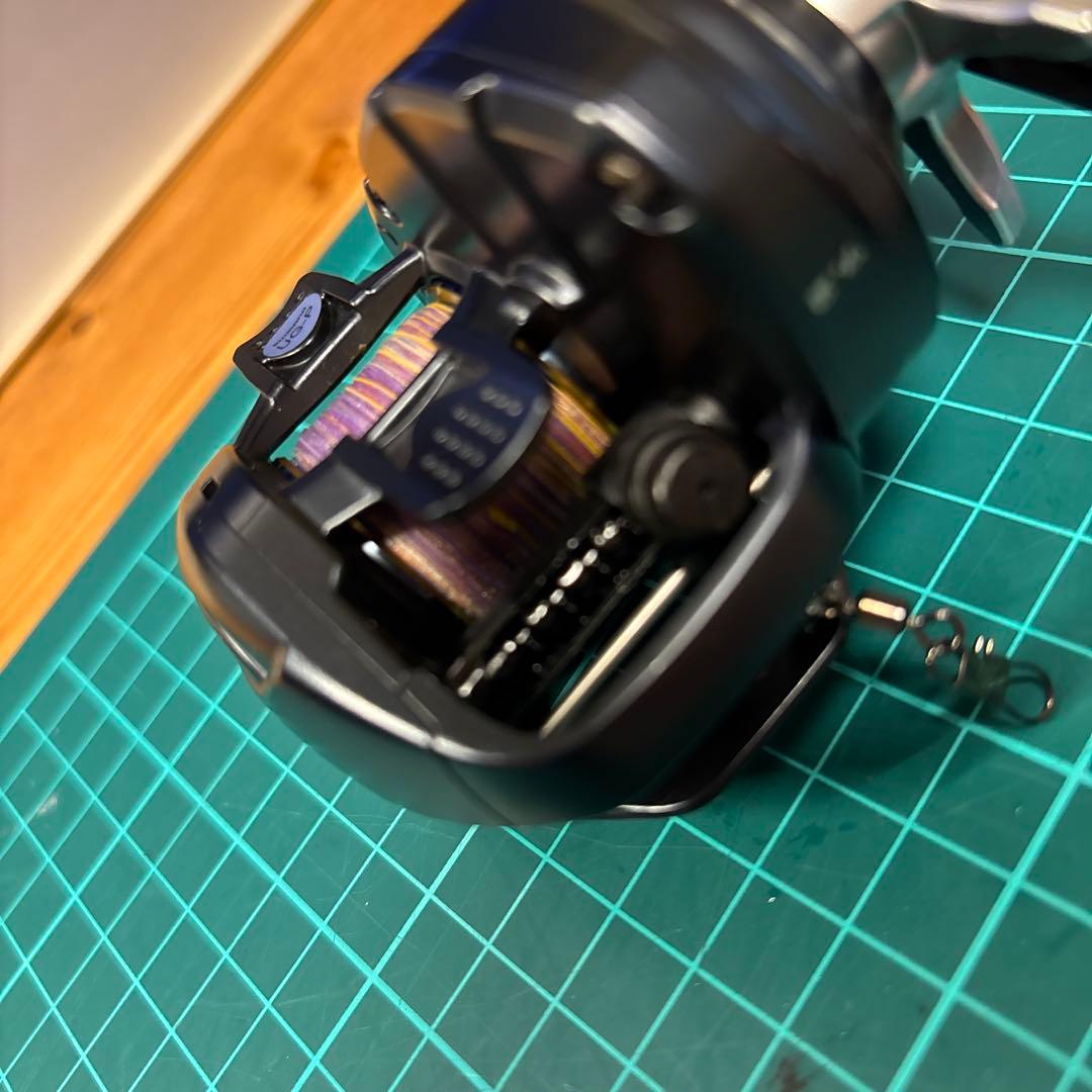 SHIMANO Grappler BB 150HG リール