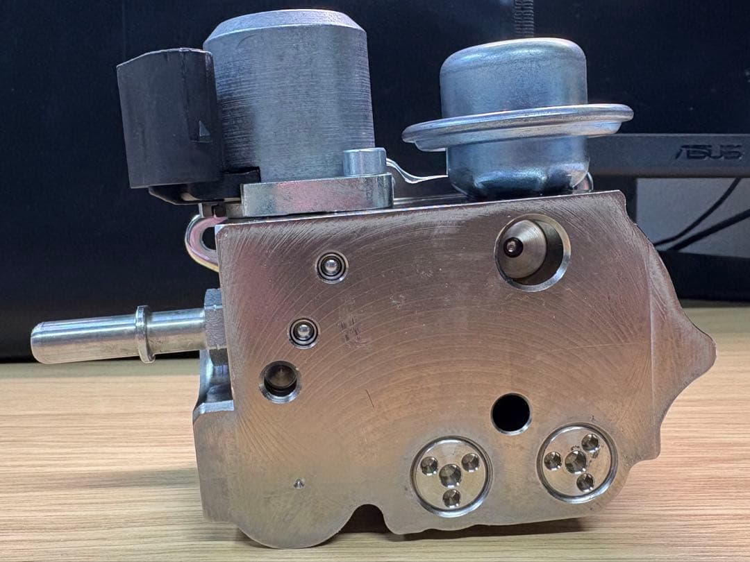 【中古】 MINI R56前期 高圧ポンプ OE（中身純正）品