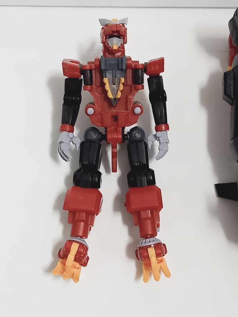 MODEROID ダイナゼノン ／ グリッドマン&ビッグゴルドバーン　2ヶセット