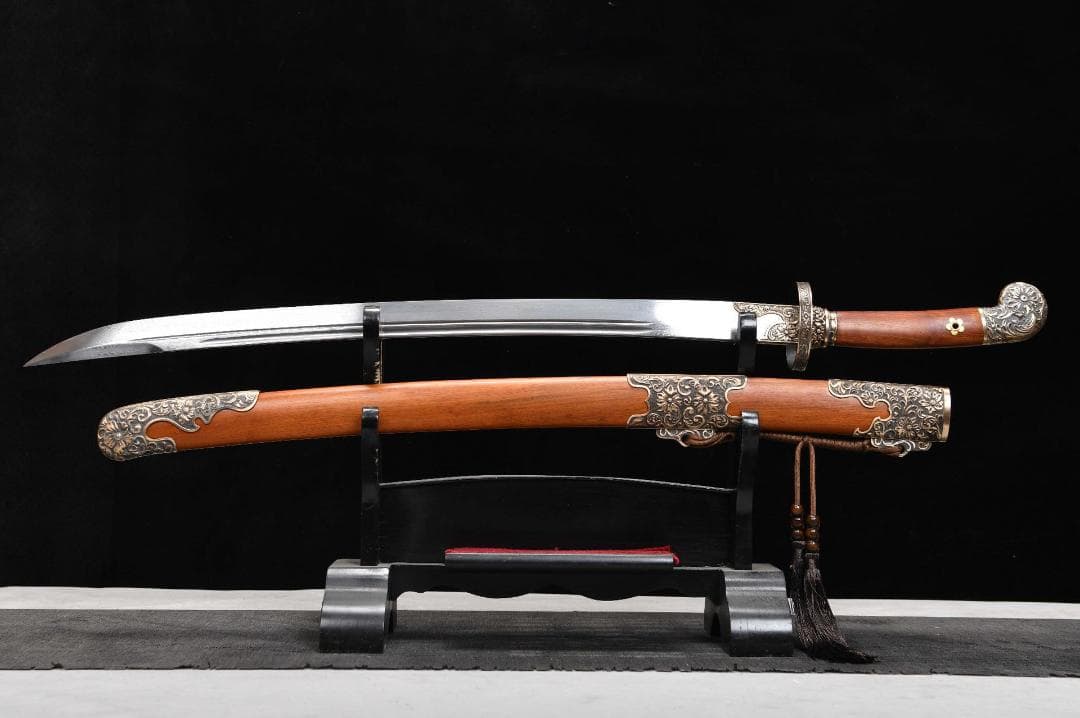 沈錬刺繍春刀 日本刀 模造刀 居合刀 武士道 武蔵 鑑賞用 手鍛造打