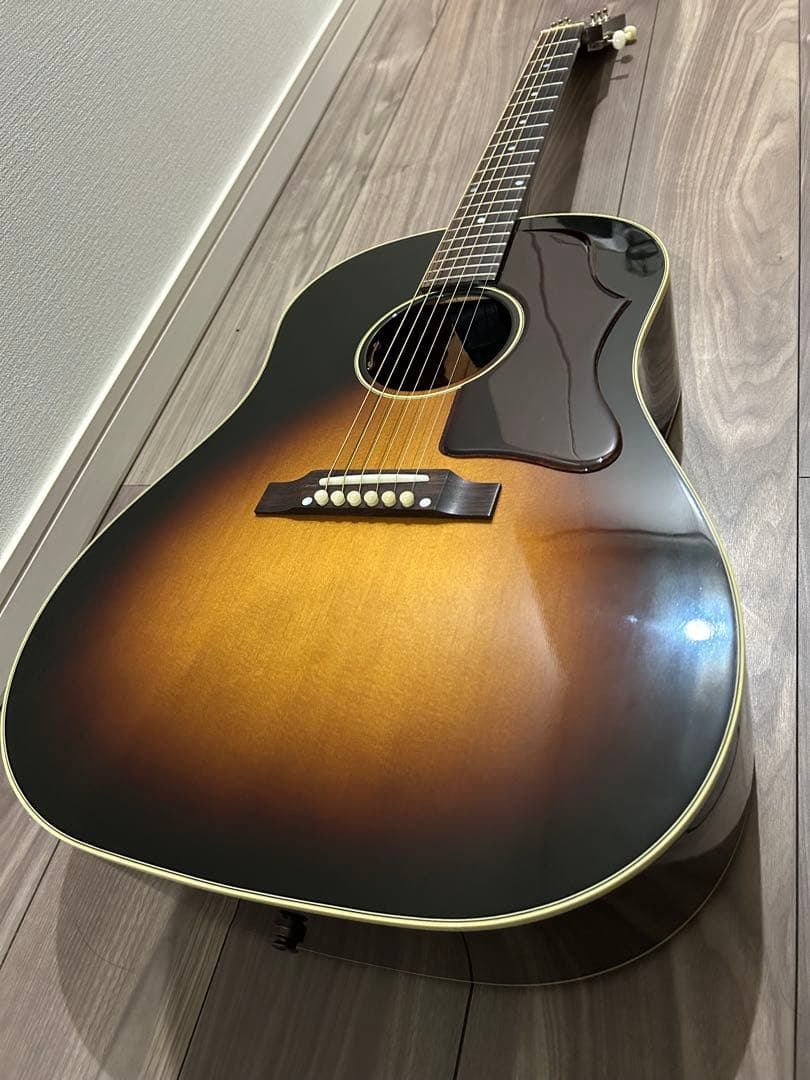 2023年製　gibson J-45 50s' original