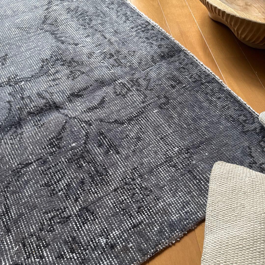 92.5×92.5 正方形　ダークグレイ　ボタニカル　トルコヴィンテージラグ