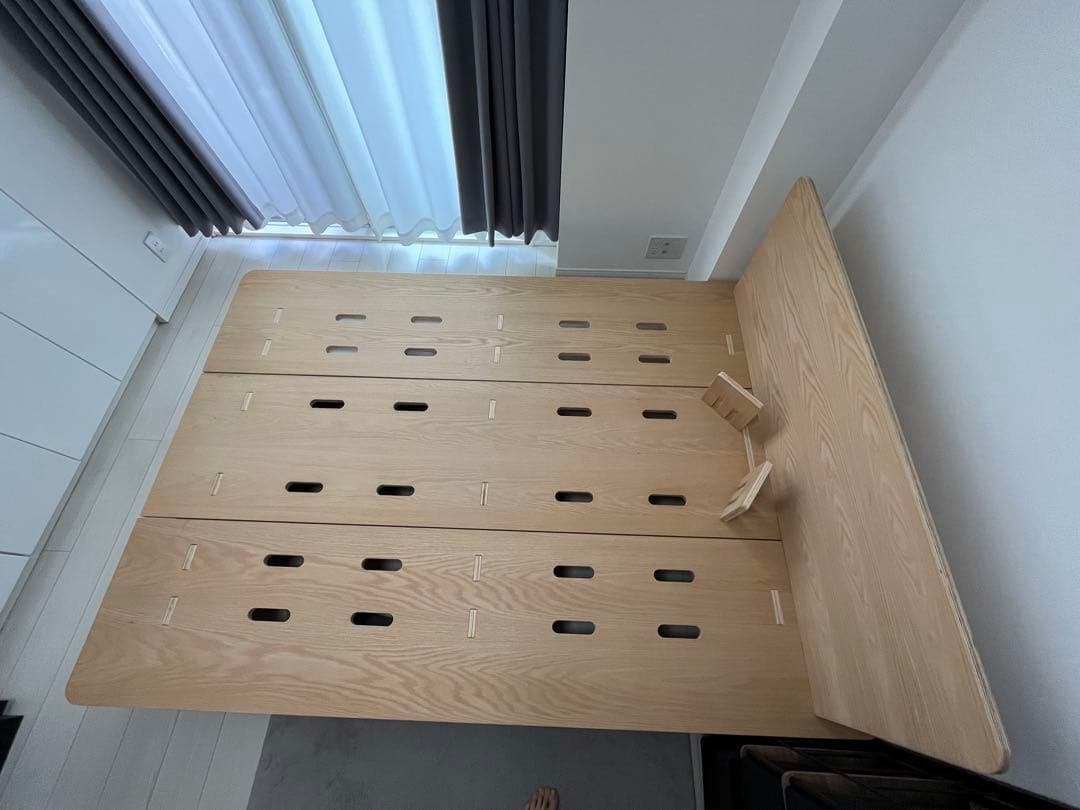 コアラ　木製ダブルベッドフレーム スリットデザイン