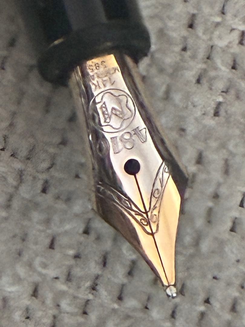 ◾️モンブラン◾️144万年筆◾️マイスターシュテュック クラシック◾️化粧箱付属◾️