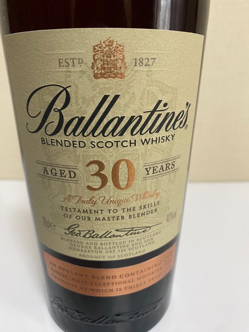 Ballantine's 30年 ブレンデッドスコッチウイスキー 木箱入り