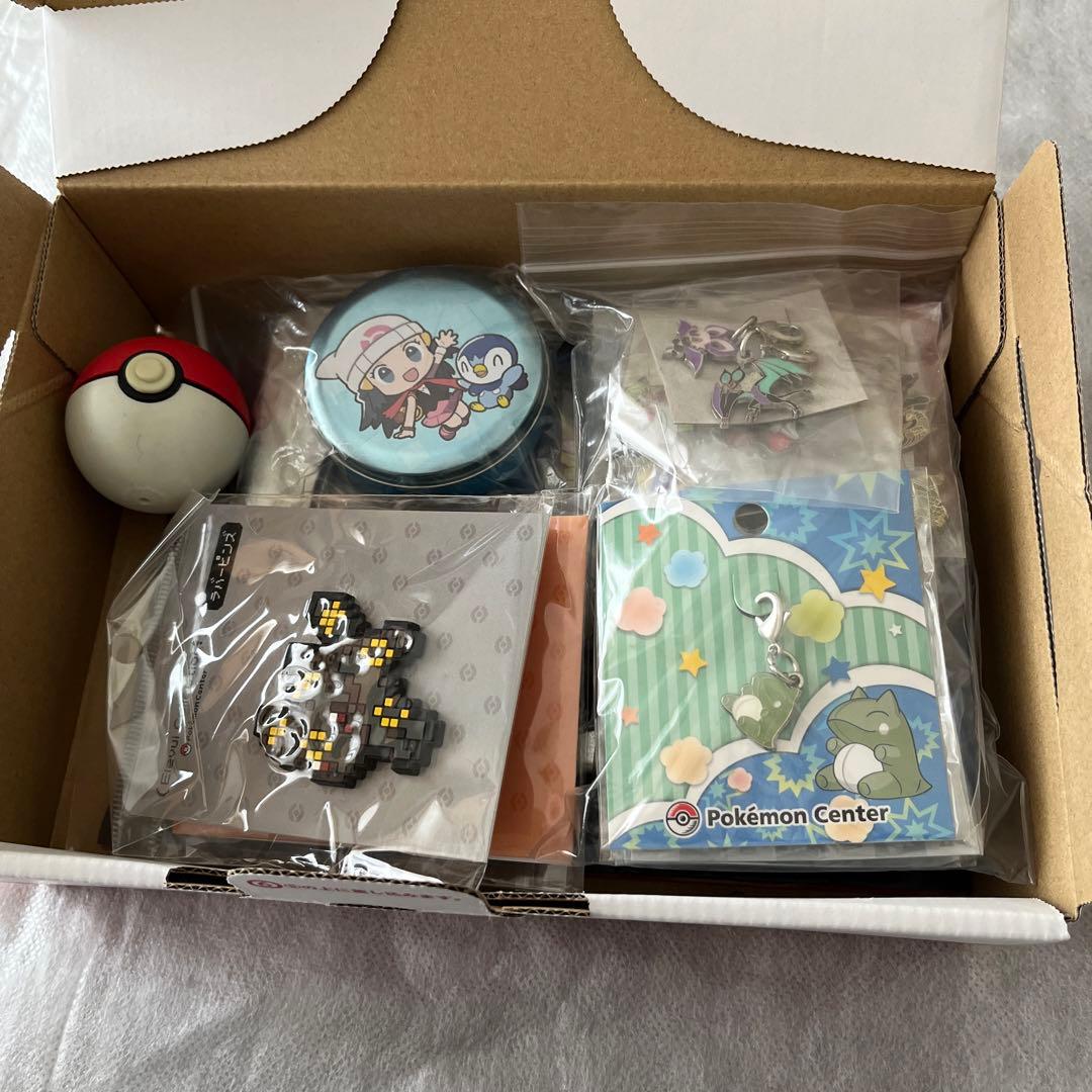ポケットモンスターのグッズまとめて35点 メタルチャーム ラバーチャーム