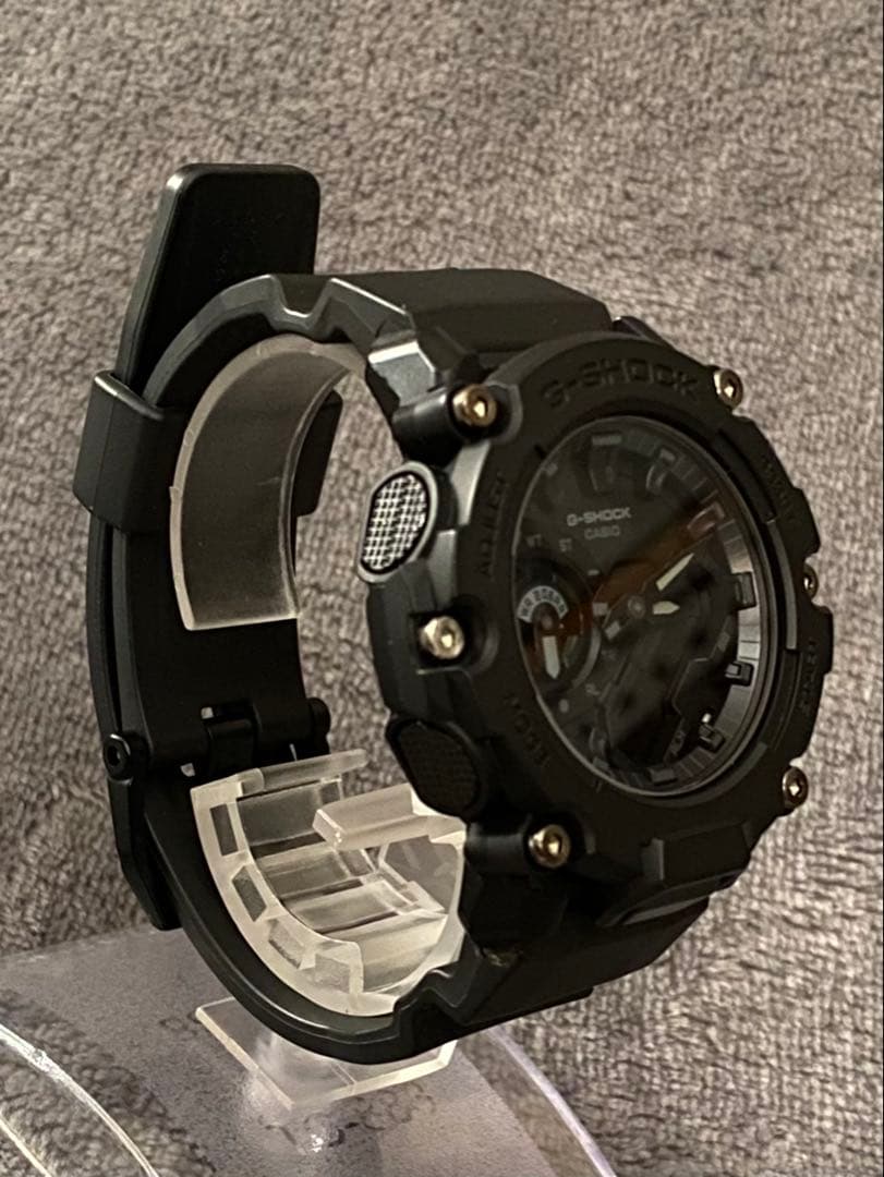 CASIO G-SHOCK GA-2200BB-1AJF 電池新品交換済み