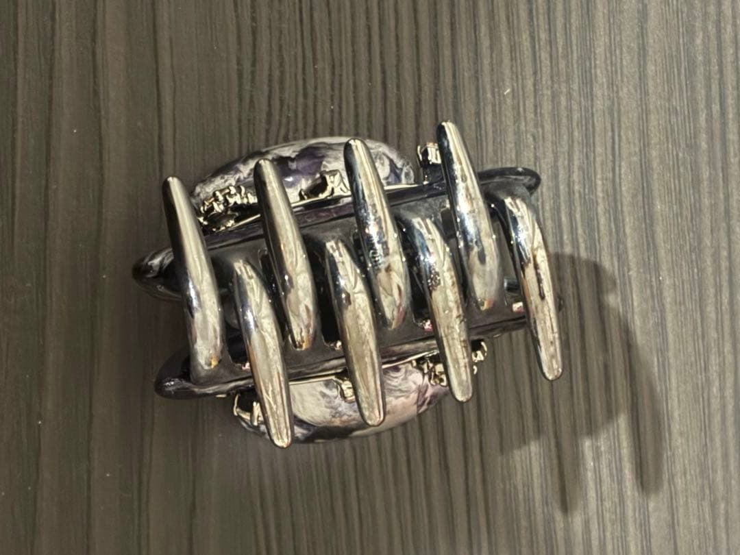 【超美品】acca ヘアクリップ中サイズ バネ伸び無し ハーフアップにおすすめ