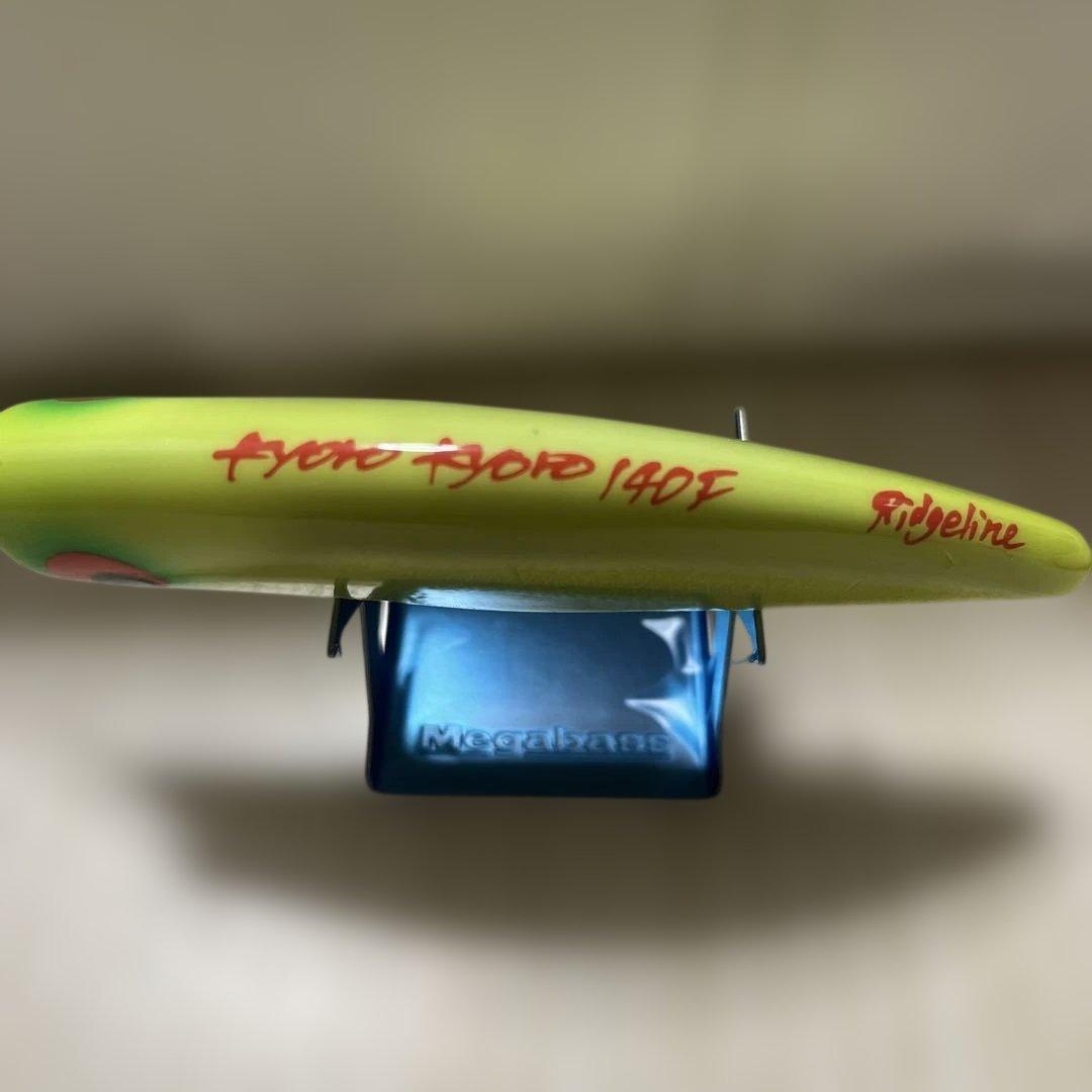 n*a様 キョロキョロ140F 2本セット