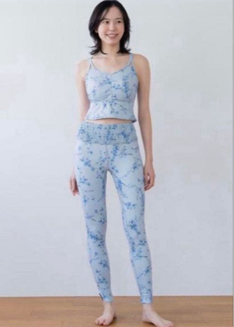 スカーラ sukala スプリングフラー セットアップ L