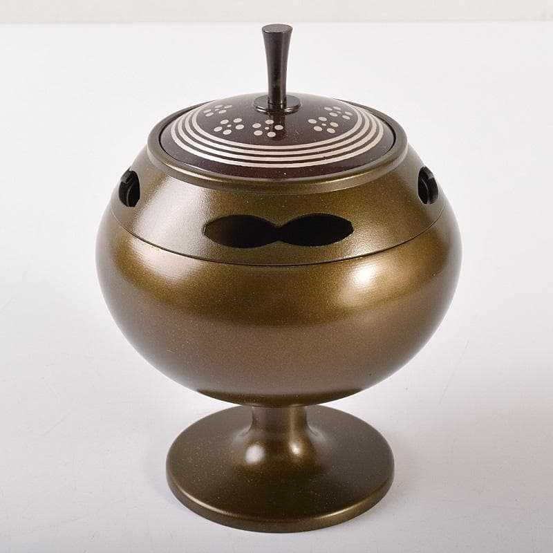 人間国宝　加賀象嵌作家　中川衛作　花文銀象嵌　香りの器　共箱　D　R7776