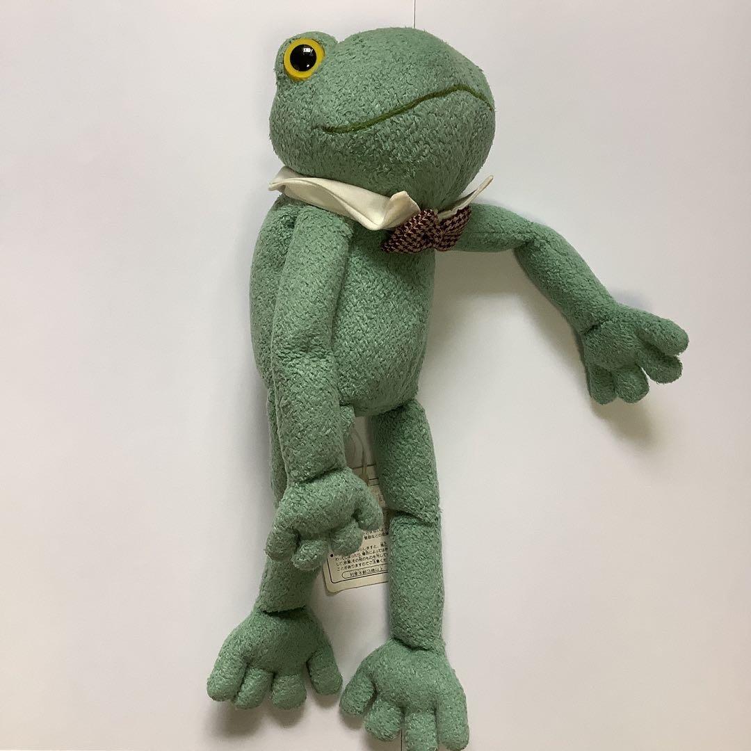 モンスイユ　カエル　ぬいぐるみ